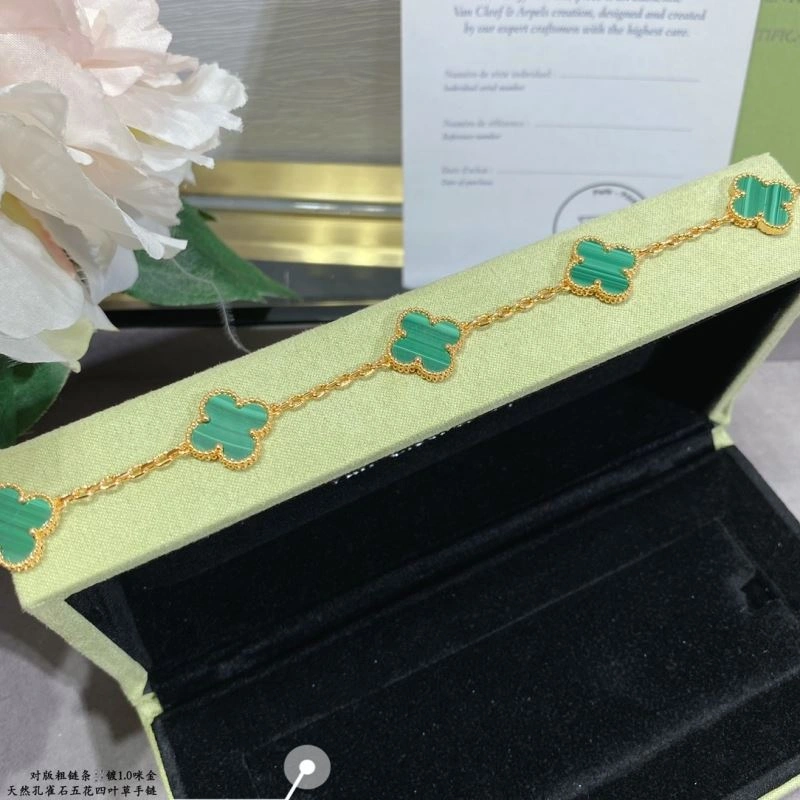 ModernLook Vca Bracelets 255309