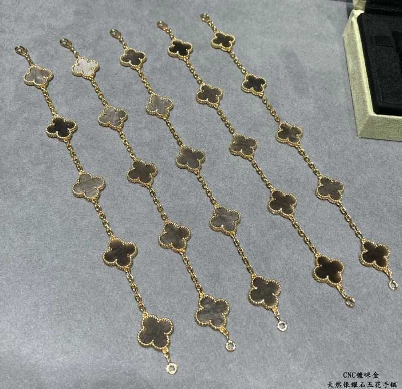 Elegant Vca Bracelets 255308