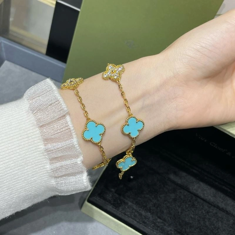 Vca Bracelets Classic 255307