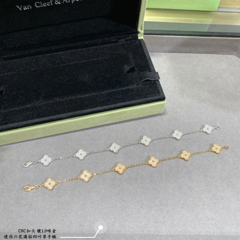 Flexible Vca Bracelets 255305