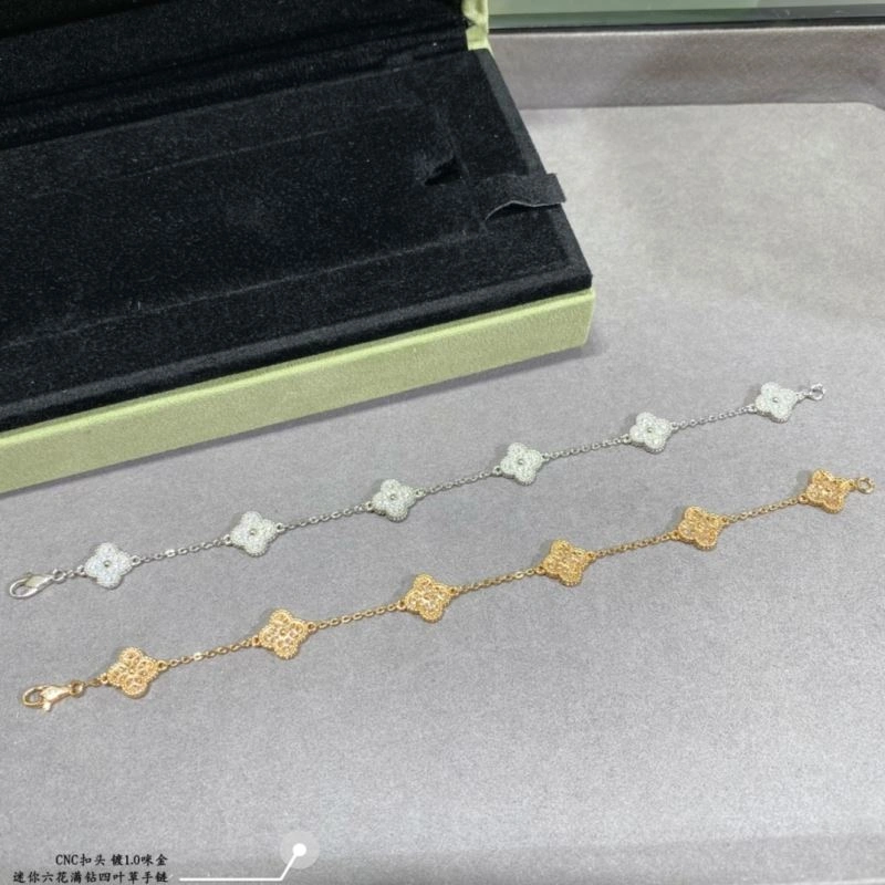 Flexible Vca Bracelets 255305