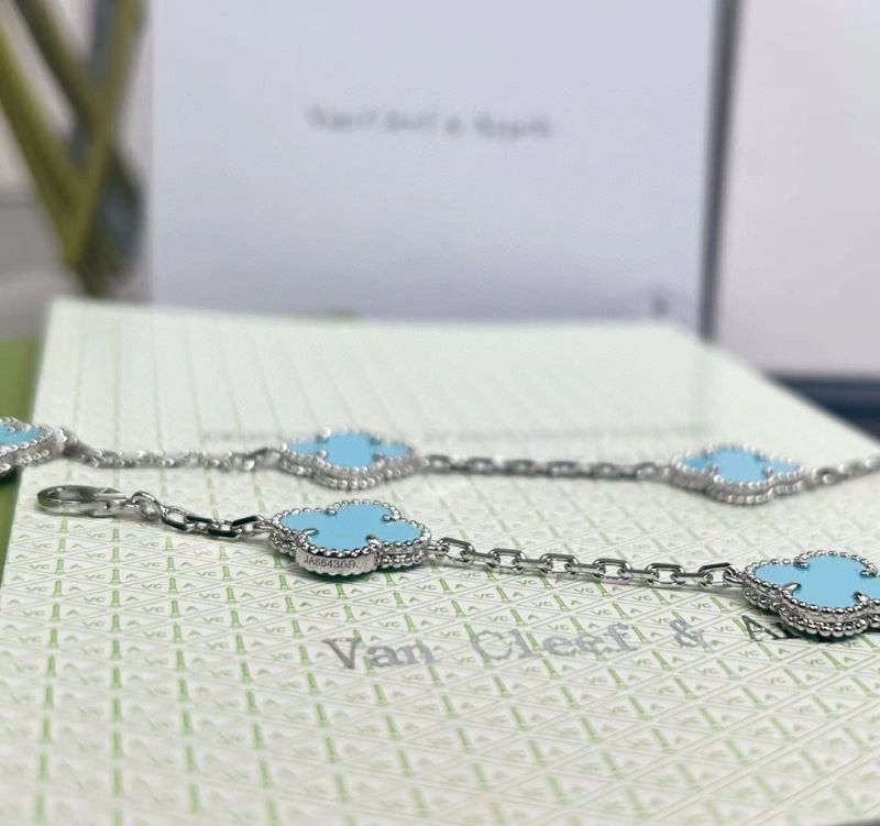 Vca Bracelets Soft 255069