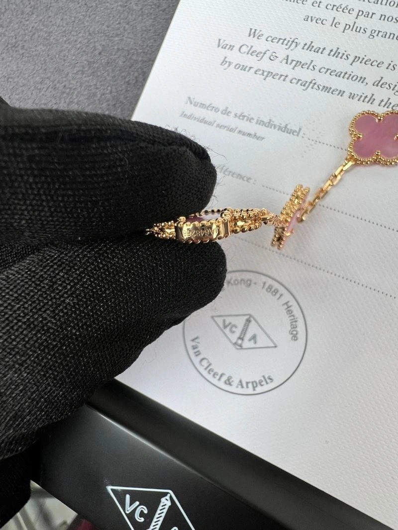 Vca Bracelets Reliable 255087