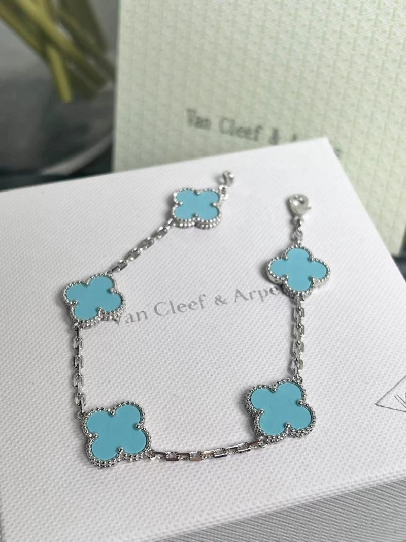 Comfortable Vca Bracelets 255080