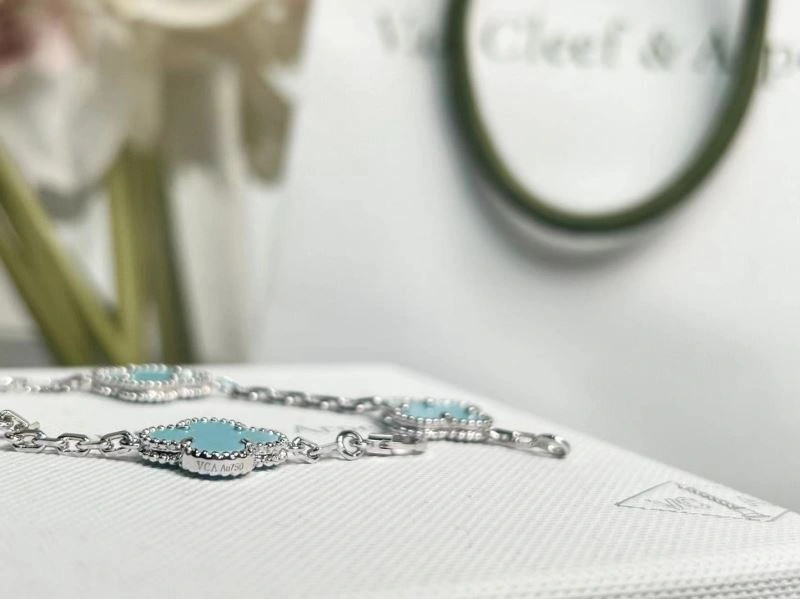 Comfortable Vca Bracelets 255080