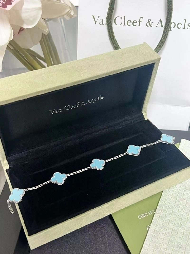 Comfortable Vca Bracelets 255080