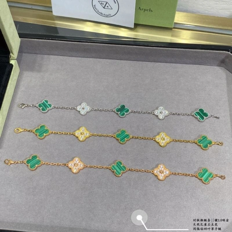 Vca Bracelets DailyWear 255067