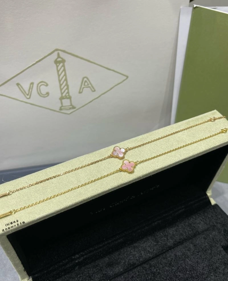 Durable Vca Bracelets 255059