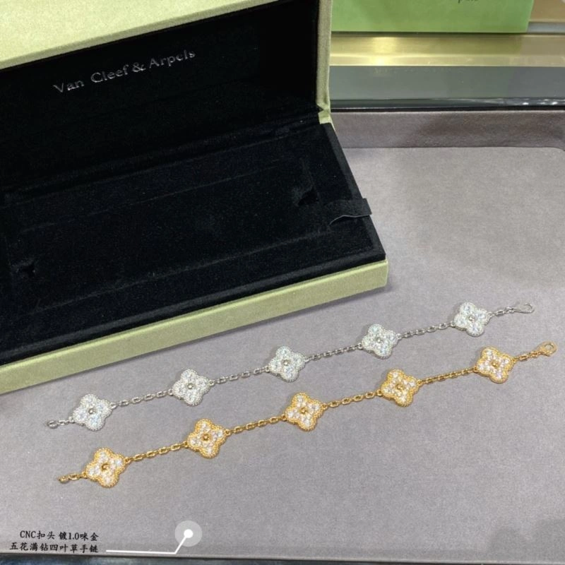 Vca Bracelets HighQuality 255055