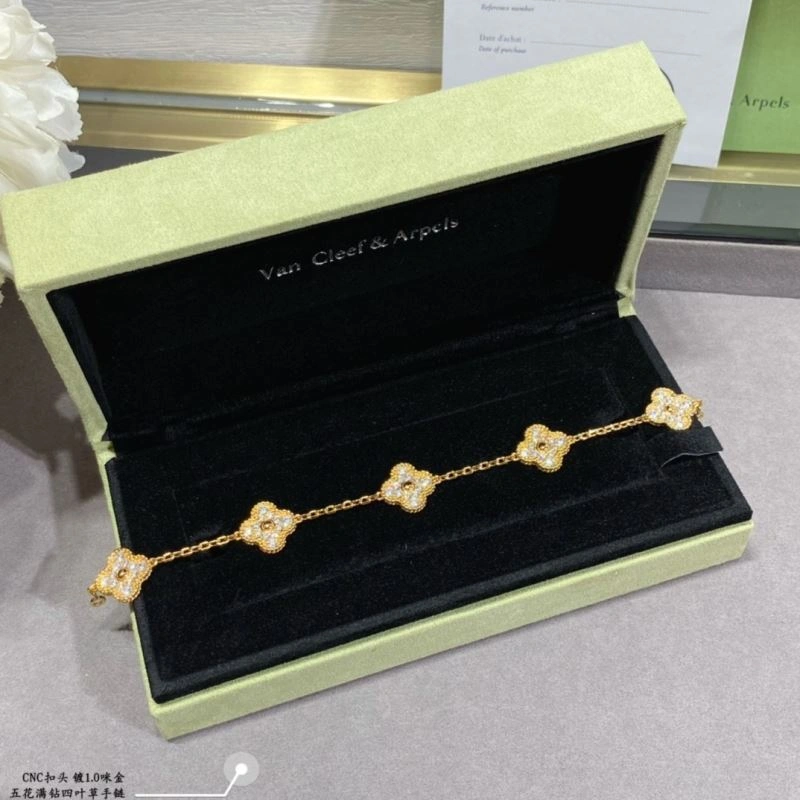 Vca Bracelets HighQuality 255055