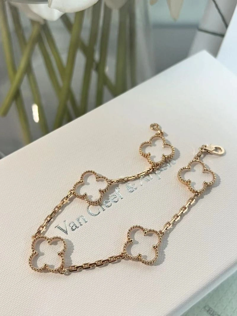 Bold Vca Bracelets 255039