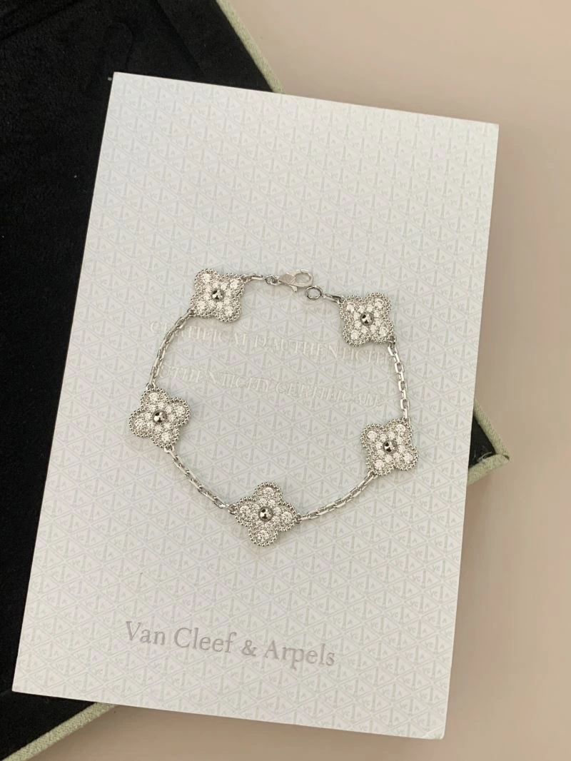 Breathable Vca Bracelets 255047