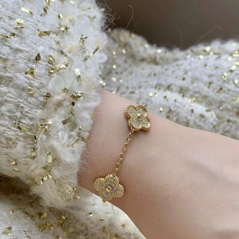 Breathable Vca Bracelets 255047