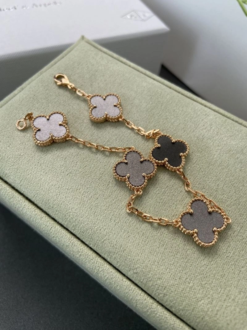 Comfortable Vca Bracelets 255032
