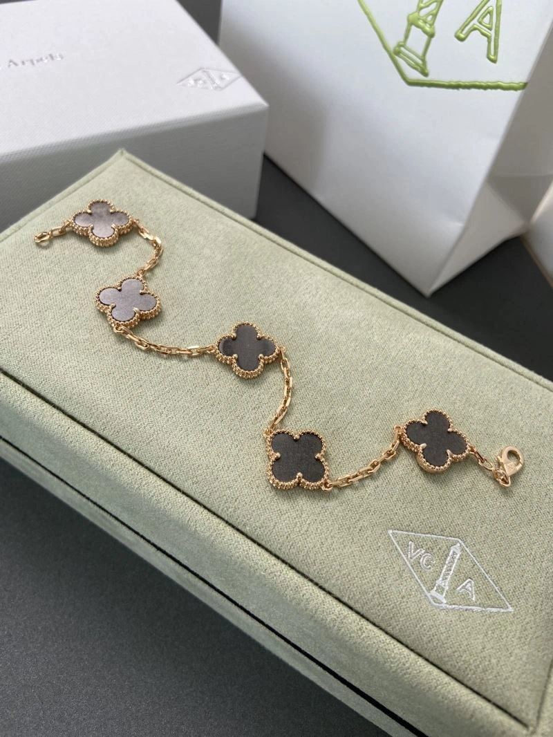 Comfortable Vca Bracelets 255032