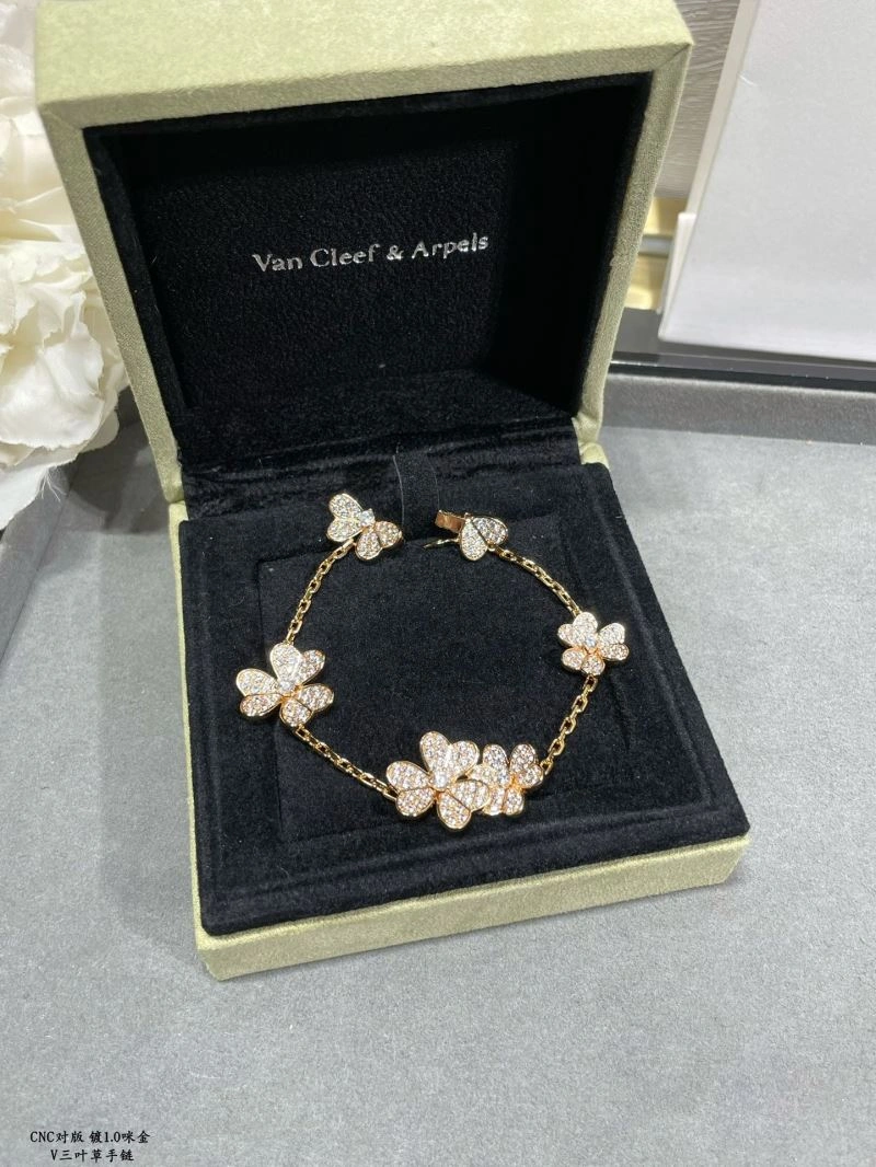 Vca Bracelets OnTrend 255036