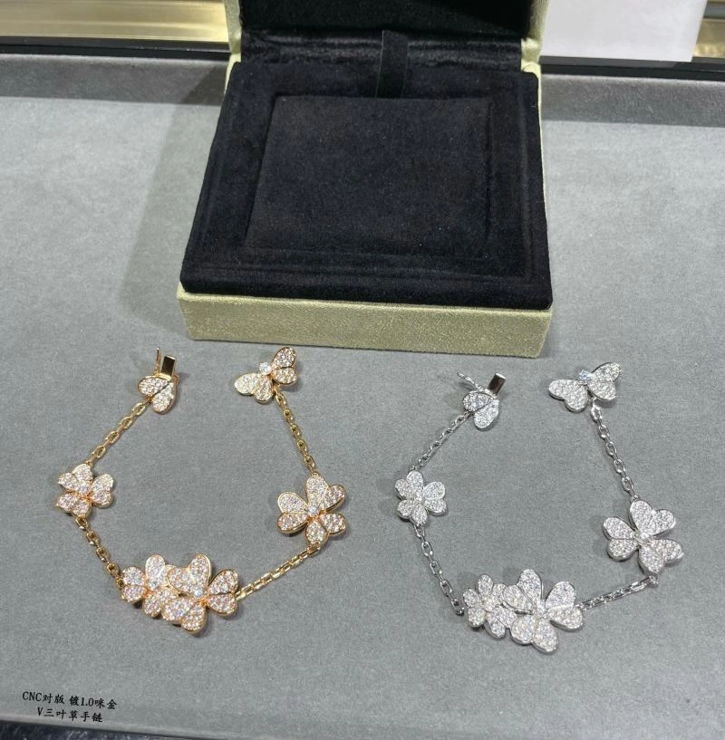 Vca Bracelets OnTrend 255036