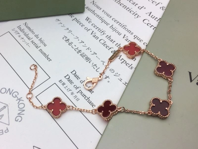 HighQuality Vca Bracelets 255033