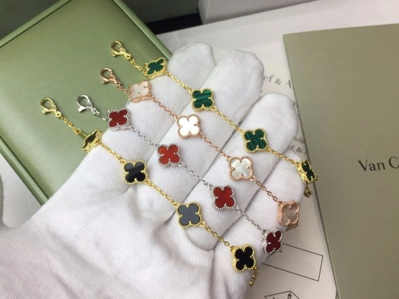 HighQuality Vca Bracelets 255033