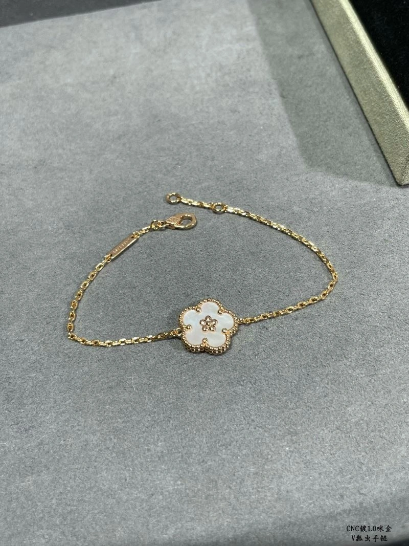 Vca Bracelets FreshLook 255048