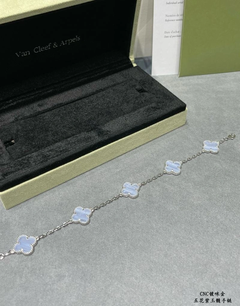 TravelReady Vca Bracelets 255027
