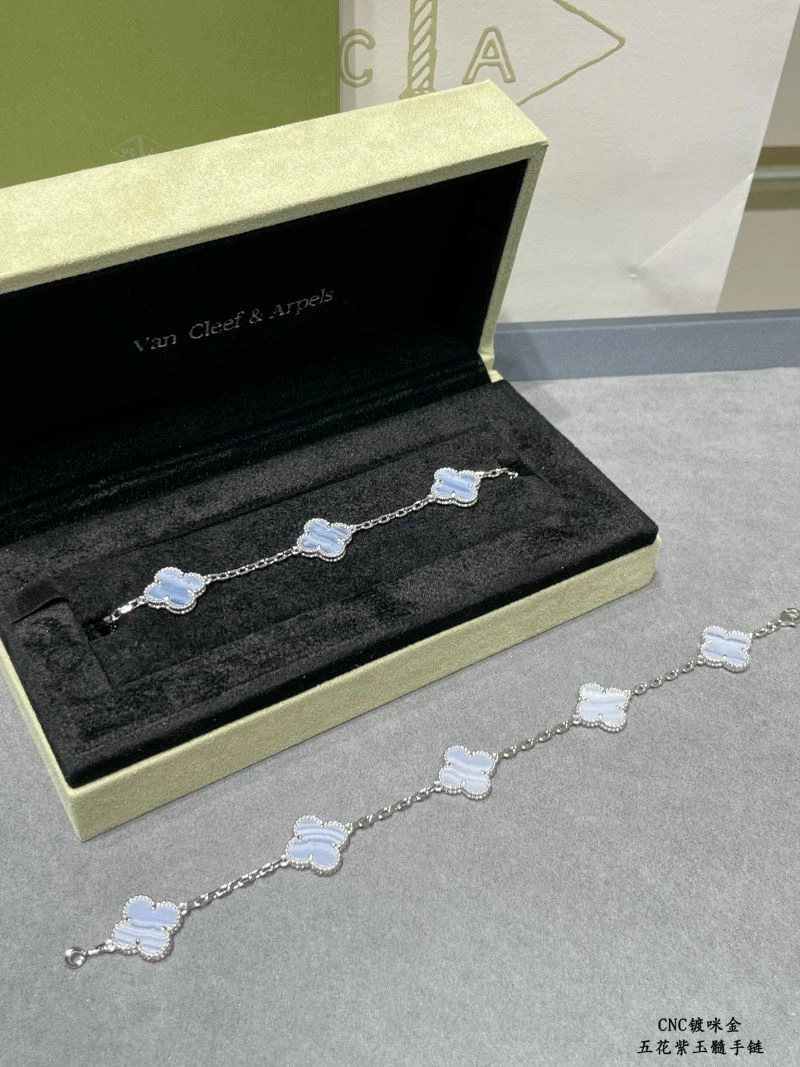 TravelReady Vca Bracelets 255027