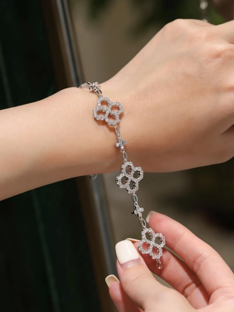 Contemporary Vca Bracelets 254858
