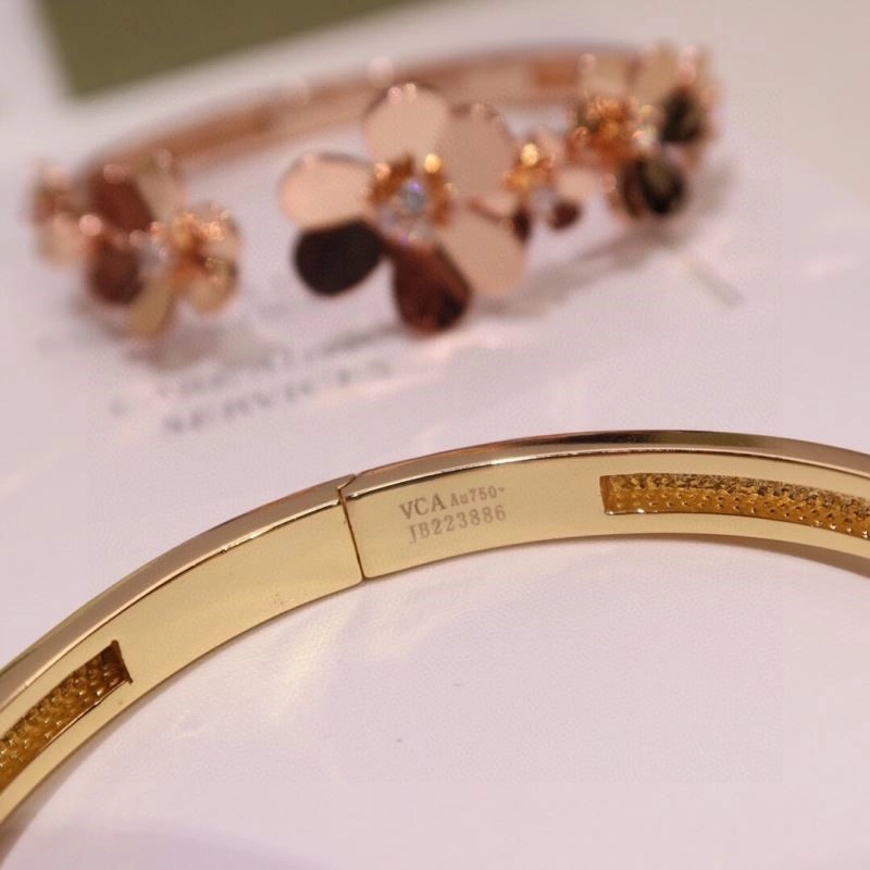 FashionForward Vca Bracelets 254885