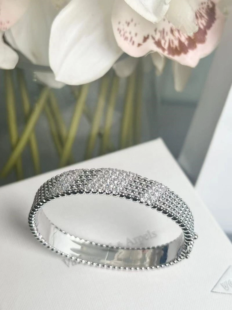 Fashionable Vca Bracelets 254862