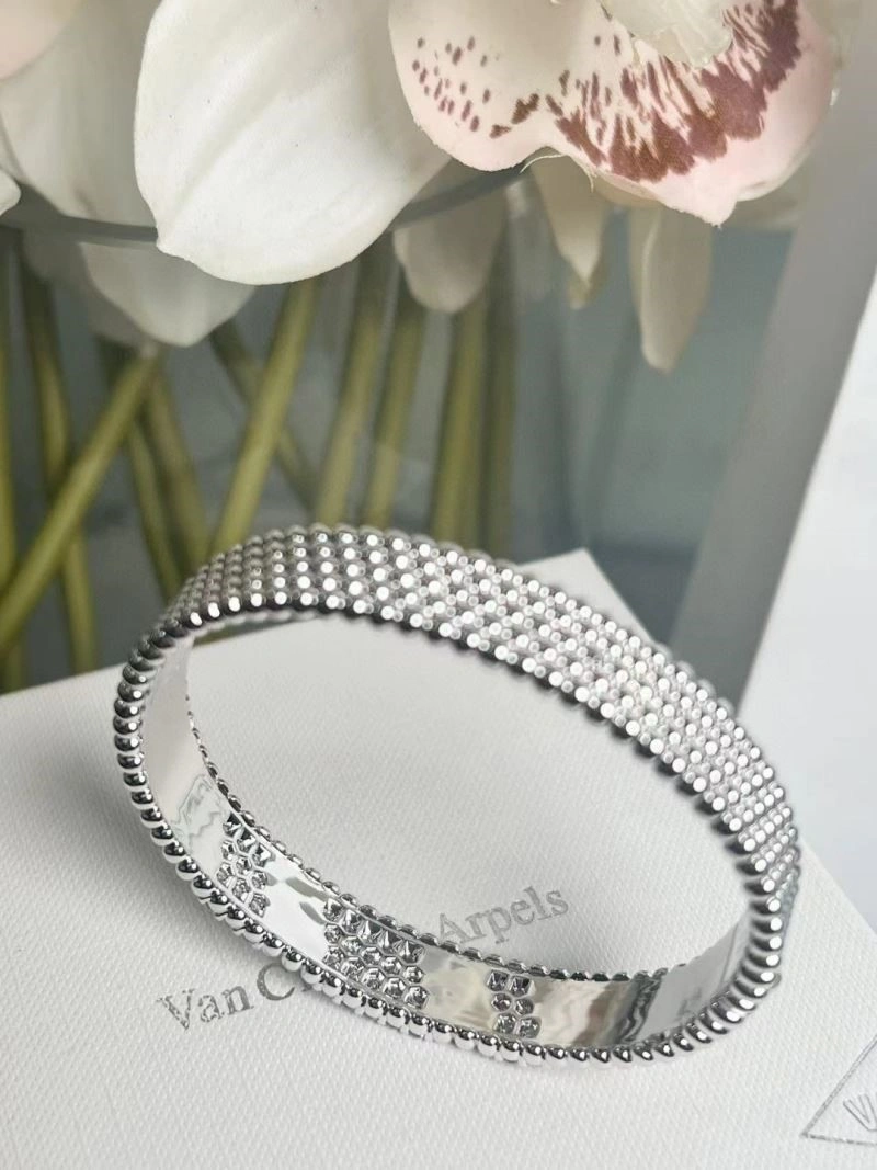 Fashionable Vca Bracelets 254862