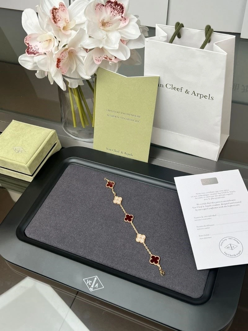 Comfortable Vca Bracelets 254852