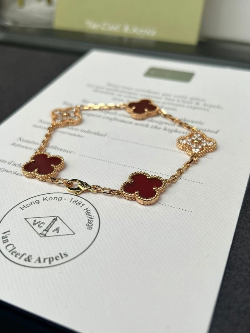 Comfortable Vca Bracelets 254852