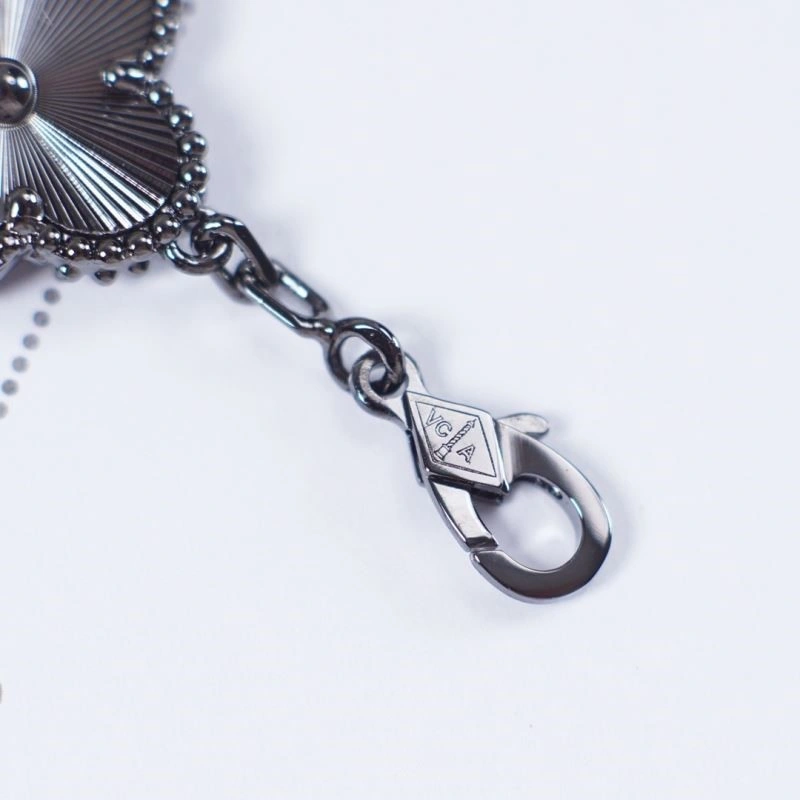 Contemporary Vca Bracelets 254842