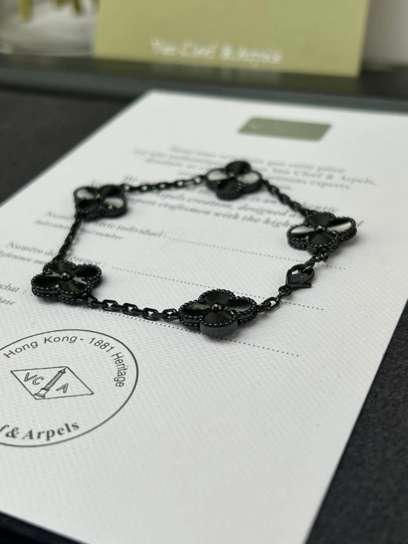 Vca Bracelets Lightweight 254826