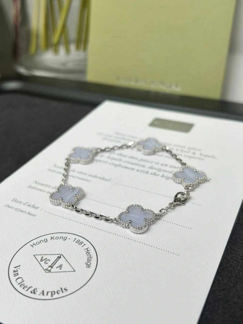 Unisex Vca Bracelets 254830