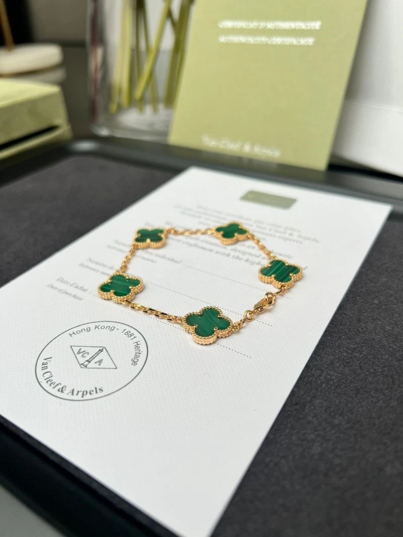 ModernLook Vca Bracelets 254831