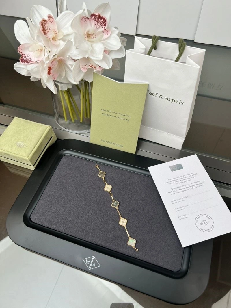 OdorResistant Vca Bracelets 254828
