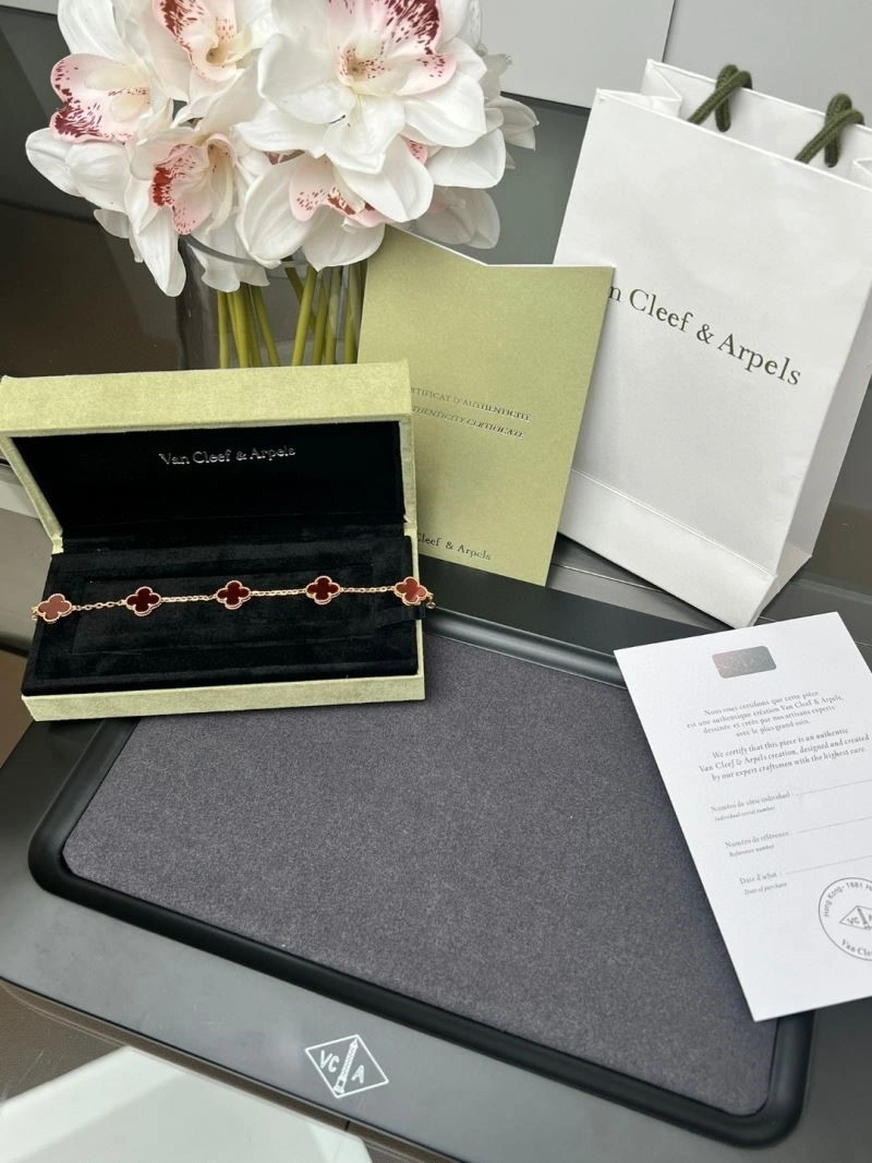 Fashionable Vca Bracelets 254835