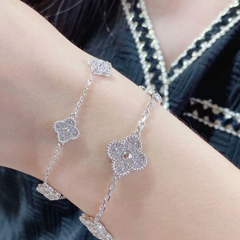 Vca Bracelets Functional 254847