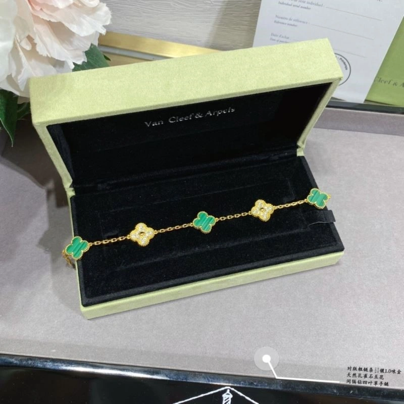 Unique Vca Bracelets 254819