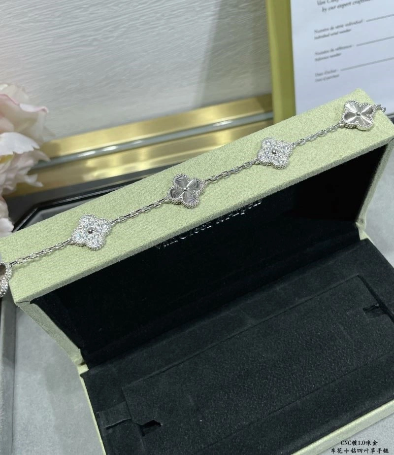 Vca Bracelets Chic 254814