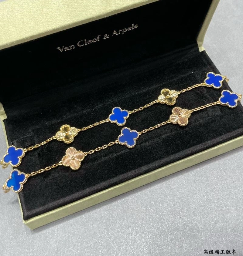 Trendy Vca Bracelets 254815