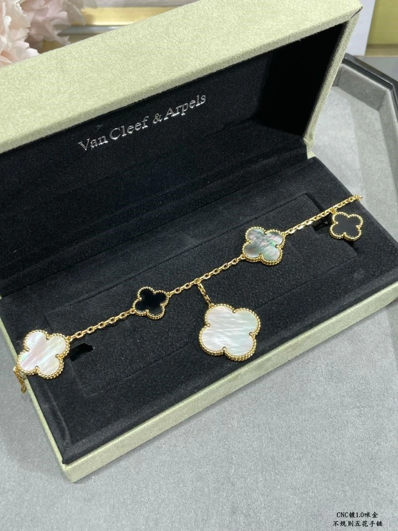 Fashionable Vca Bracelets 254813