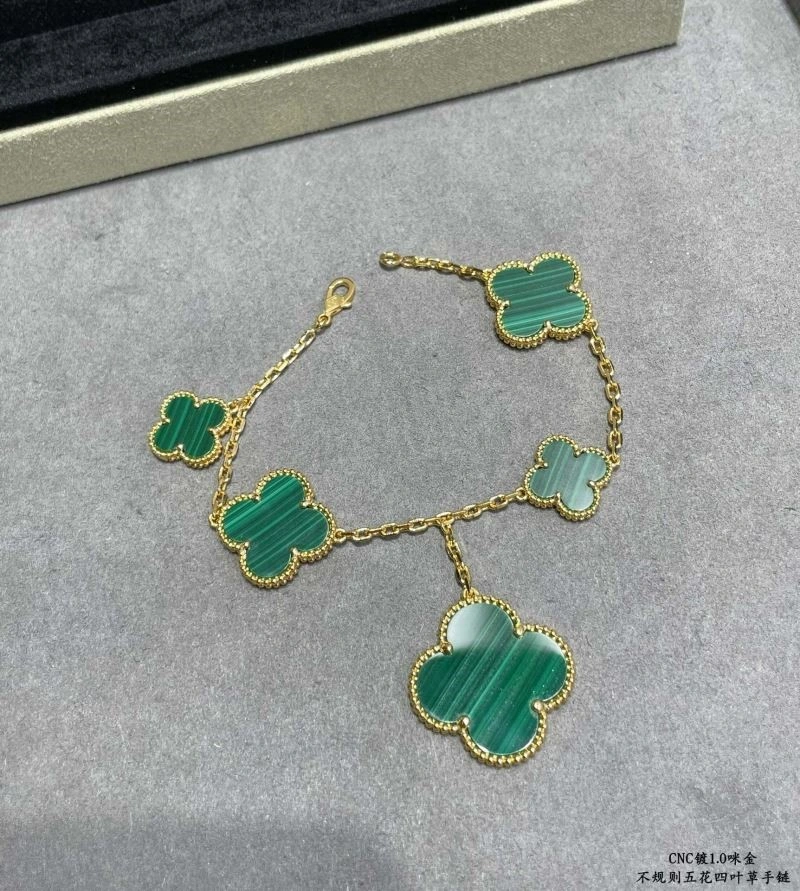 Efficient Vca Bracelets 254811
