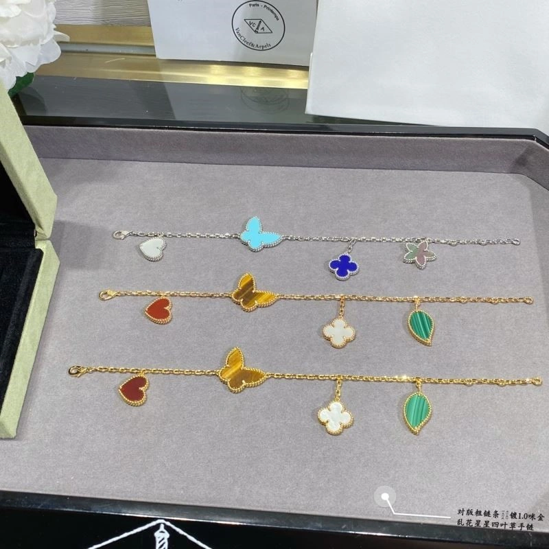 Vca Bracelets NewStyle 254812