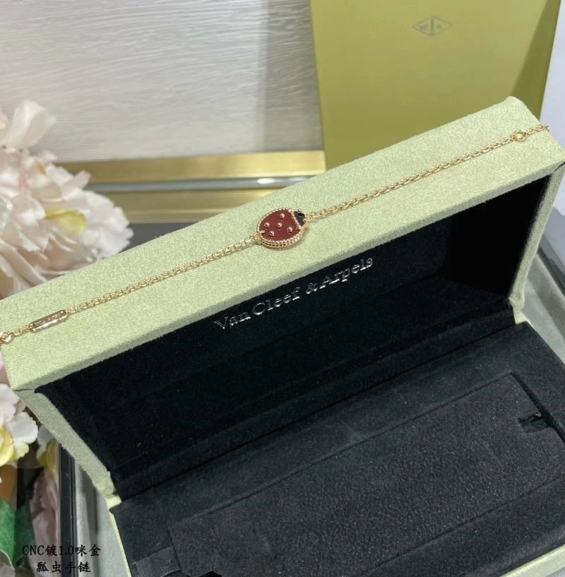 Vca Bracelets Tailored 254787
