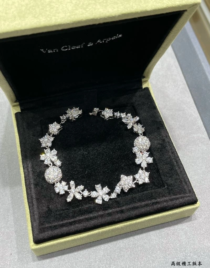 SmoothTexture Vca Bracelets 254777