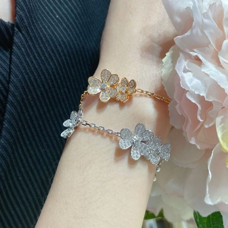 TravelReady Vca Bracelets 254803