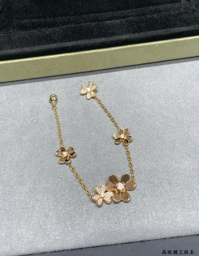 Vca Bracelets Effortless 254796