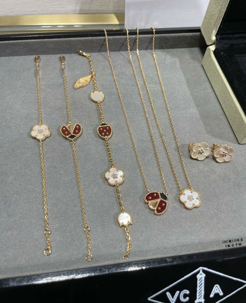 Affordable Vca Bracelets 254775